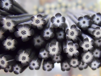 Fimo Stange Blumen schwarzweiss